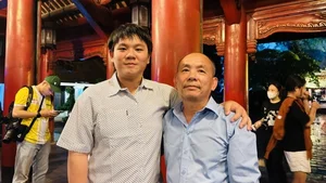 Experiencing the Magical Night Tour at Hanoi's Temple of Literature - image 6