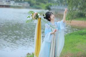 YiTuYu Art Language Vol.7304: Exquisite Portrait Photography Featuring Zhou Zhou Ay - image 7