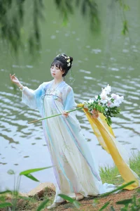 YiTuYu Art Language Vol.7304: Exquisite Portrait Photography Featuring Zhou Zhou Ay - image 15