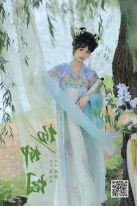 YiTuYu Art Language Vol.7304: Exquisite Portrait Photography Featuring Zhou Zhou Ay - image 9