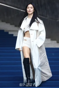 After School's Kahi Stuns at 44: The 'Slay' Mom Still Reigns Supreme - image 4
