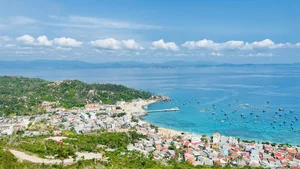 Exploring the Ancient Cu Lao Xanh Fishing Village in Nhon Chau - image 13