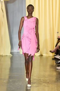 Winter Fashion Guide: Stylish Color Trends to Elevate Your Wardrobe - image 0