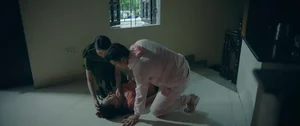 Black Medicine Episode 1: Huynh Anh's Character Tuan Confronts a Haunting Past - image 11