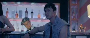 Black Medicine Episode 1: Huynh Anh's Character Tuan Confronts a Haunting Past - image 39