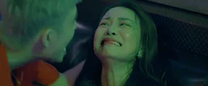 Black Medicine Episode 1: Huynh Anh's Character Tuan Confronts a Haunting Past - image 5
