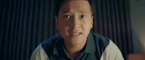 Black Medicine Episode 1: Huynh Anh's Character Tuan Confronts a Haunting Past - image 37