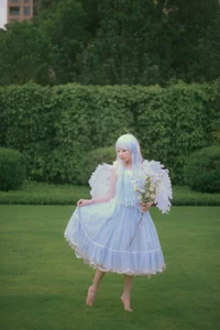 Art Language Vol.5532 - Hua Jing Yuan Xing Yu: Exploring the Intersection of Nature and Artistic Portraiture - image 1