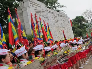 Honoring the Legacy: A Journey to the Foot of Nghia Linh Mountain - image 0