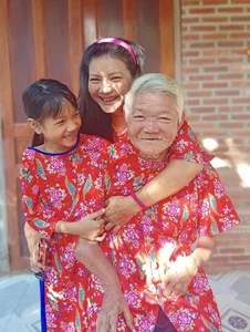 Embracing Rural Life: Kiều Trinh’s Bold Fashion Transition and the Growing Trend of Leaving the City - image 2