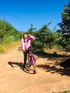 Embracing Rural Life: Kiều Trinh’s Bold Fashion Transition and the Growing Trend of Leaving the City - image 5