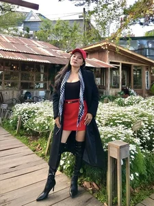 Embracing Rural Life: Kiều Trinh’s Bold Fashion Transition and the Growing Trend of Leaving the City - image 8