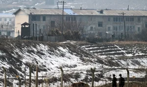 A Glimpse into North Korea: Daily Life Observed from the Chinese Border - image 2